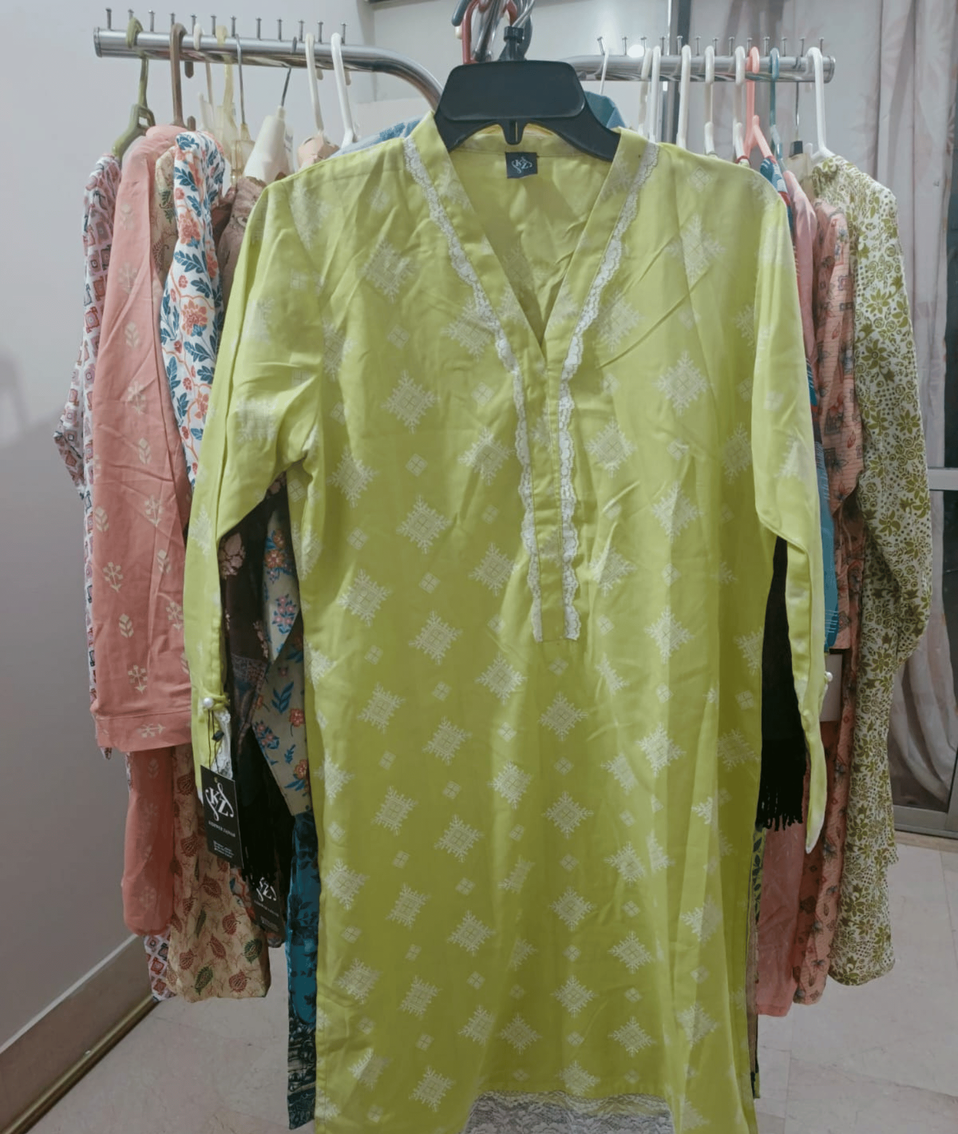 Kishwer Zainab – Lime Green Printed Kurti with Lace Neckline